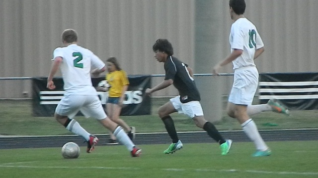 Chiefs win second round of playoffs against Evans