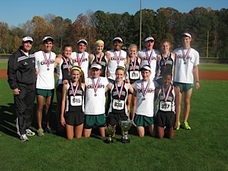 Alyssa, front and center, poses with team after state.