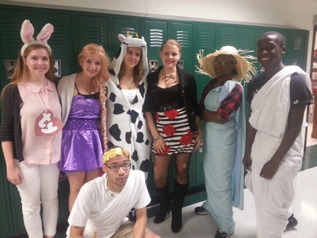 Alyssa Hartman, Maria Cooper, Carme Ferreira, Mackenzie Knudson, Sierra Williams, Kyle Ewers, and Kyle Bligen (MHS Trail students) show spirit during Spirit Week.