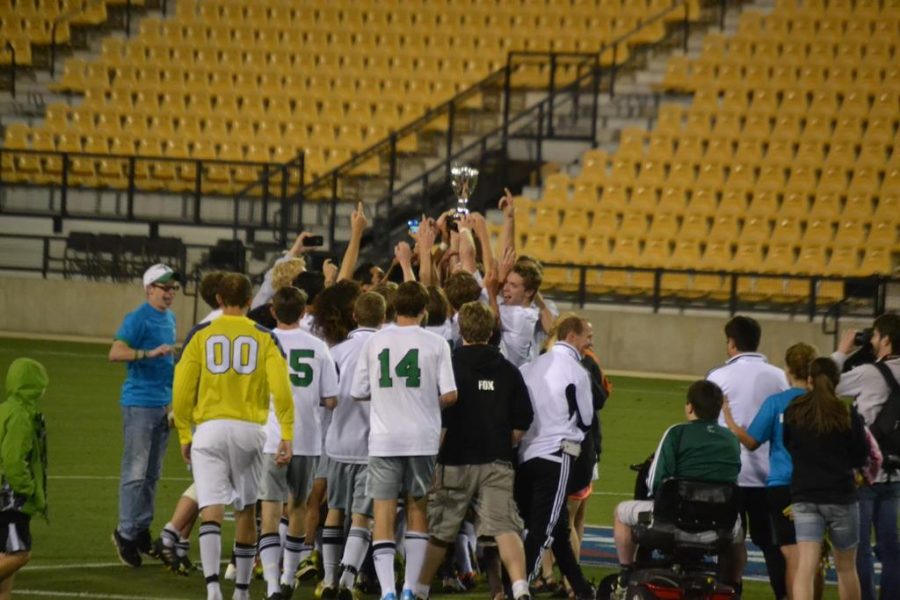 Chiefs soccer remains undefeated to earn second straight state championship
