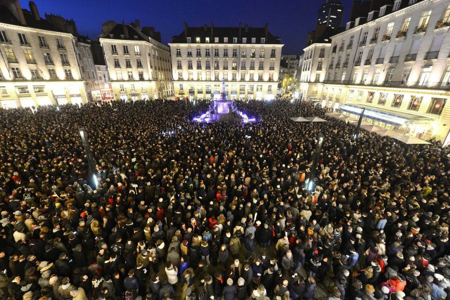 Thousands+gather+at+the+Place+Royale+in+Natnes%2C+France%2C+on+Jan.+7+in+a+rally+to+pay+tribute+to+those+injured+and+killed+in+an+attack+on+the+French+satirical+magazine+Charlie+Hebdo.+Though+we+must+condemn+the+violent+attacks%2C+we+should+not+use+freedom+of+speech+as+justification+to+discriminate+against+others.
