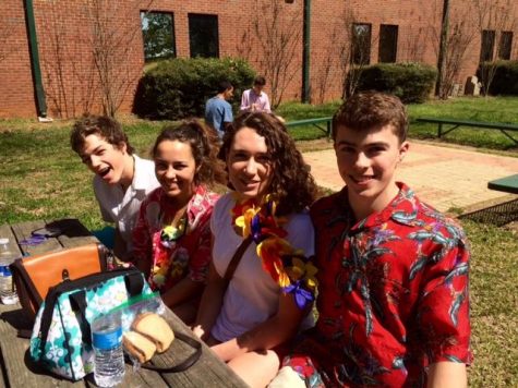 Seniors Graeme Lowe, Shaelyn Comiskey, Alex Schmid and Chase Lynk wearing break wear
