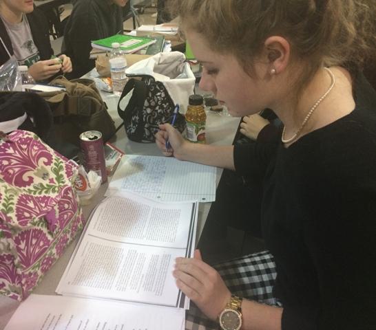 Junior Hannah Easter studies for AP Language during A lunch.
