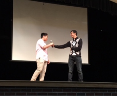 Sophomores Matias Cuestas and Larbi Mokri tag-team reciting the Spanish two poem.