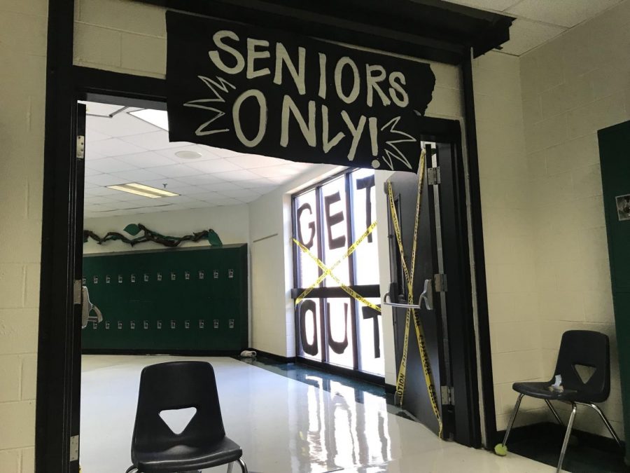 A+SENIORS+ONLY%21+sign+is+displayed+at+the+end+of+the+History+hall+before+entering+the+swamp.+