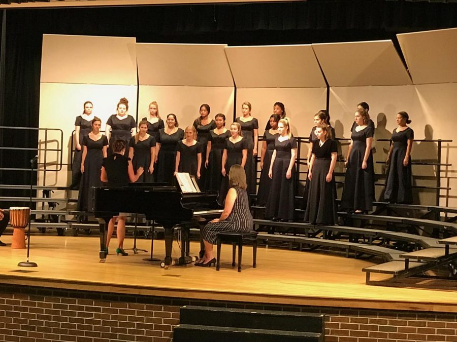 Chorus Performs at Annual Fall Concert