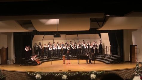 Chorus performs annual holiday concert