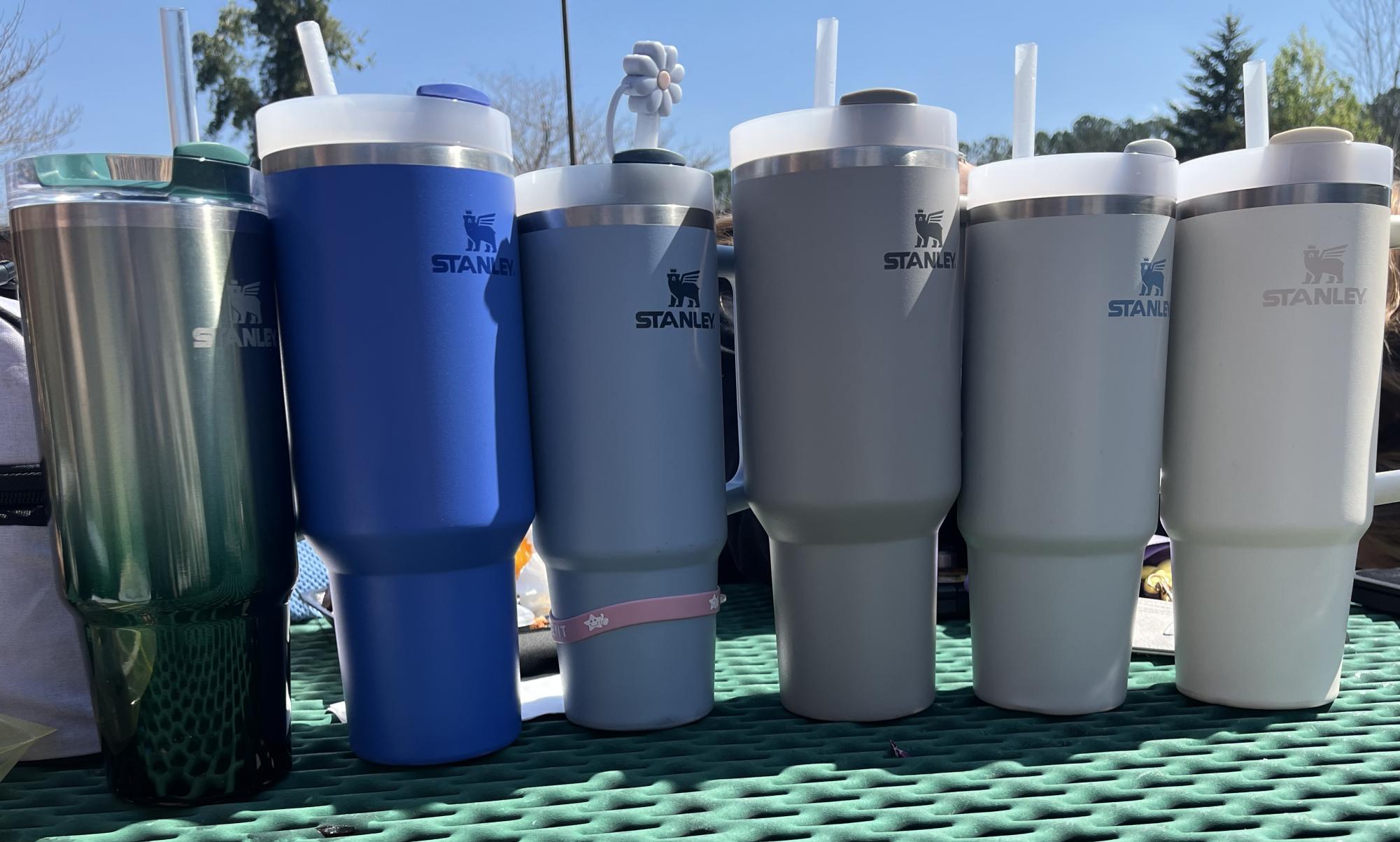 Different colors and sizes of the stanley  quencher H2.0 flowstate tumbler. 