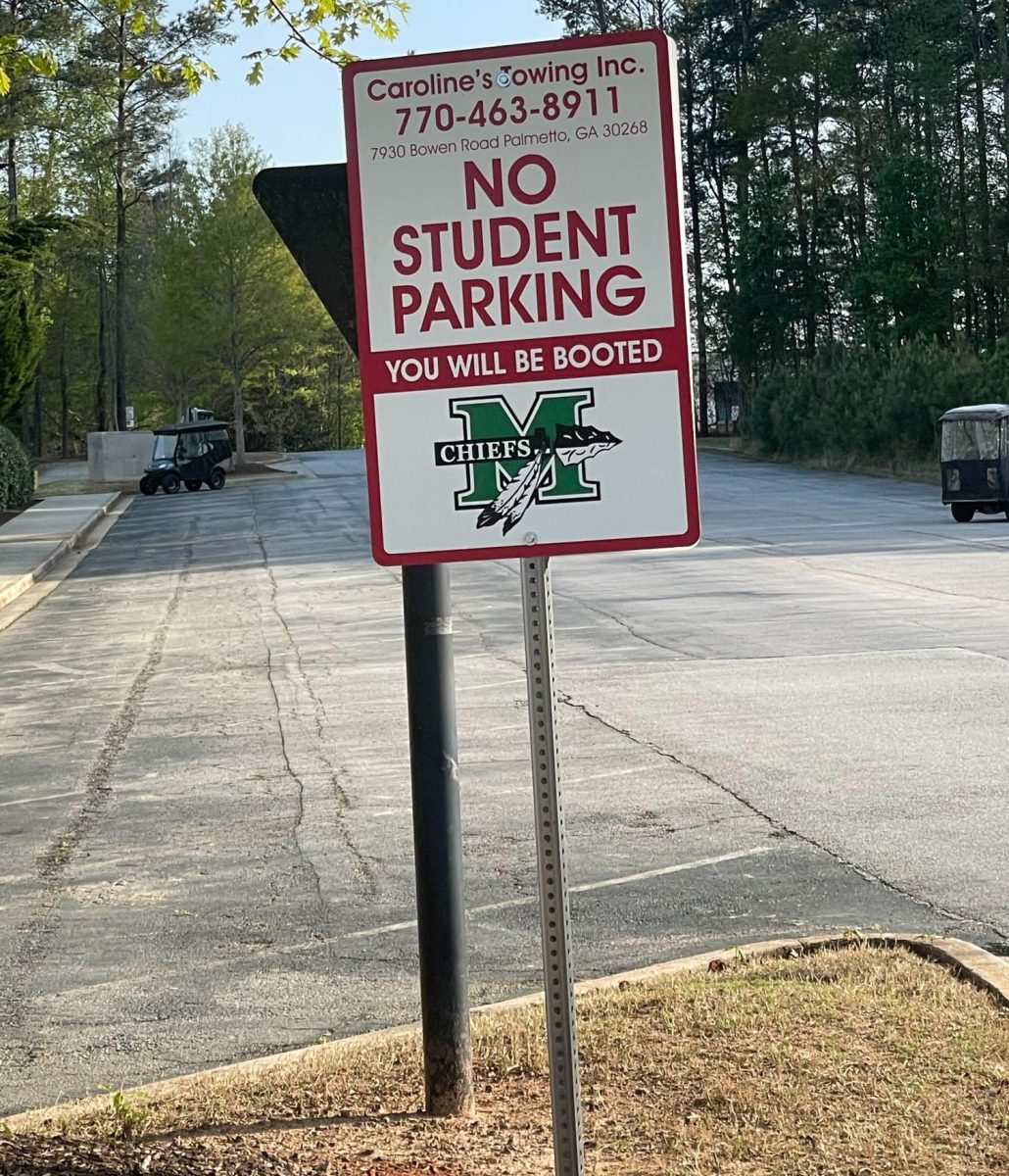 Photo from April 2024. The new signs surrounding the parking lot behind Sprouts in the Shops at Lexington Circle. 