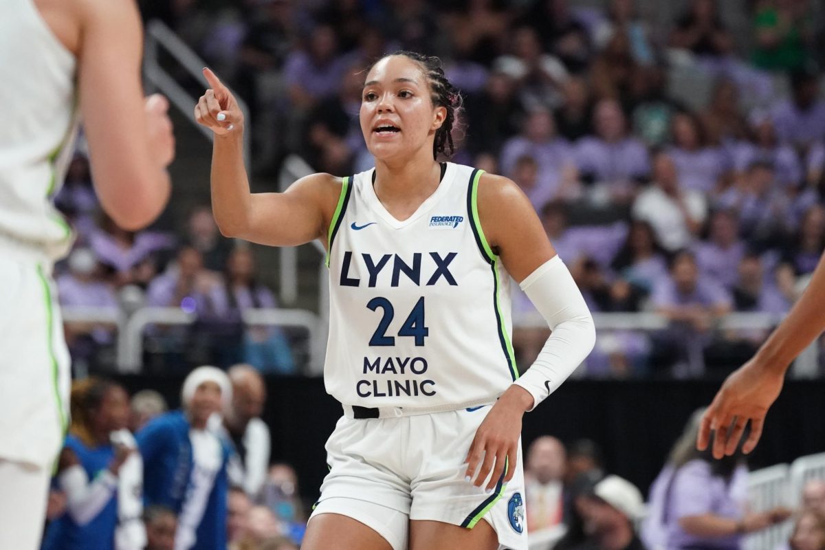 2025-09-19T234632Z_1_LYNXNPEL8I127_RTROPTP_4_BASKETBALL-WNBA